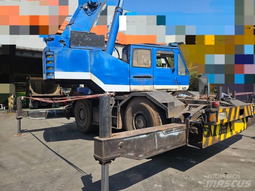 Kobelco RK 250 Neapdoroto reljefo kranai