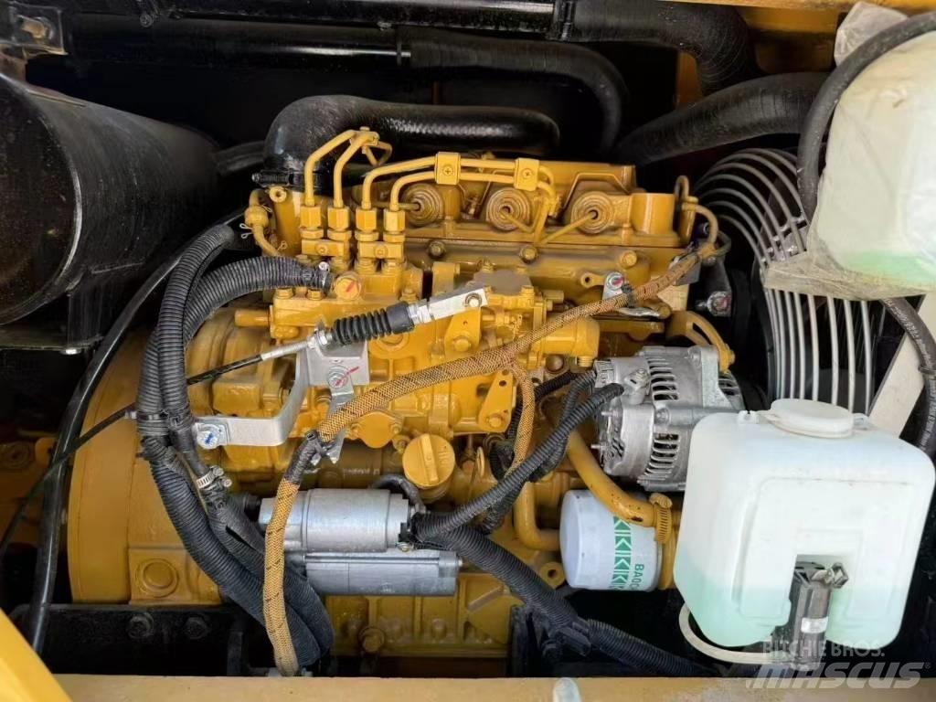 CAT 307E2 Vikšriniai ekskavatoriai
