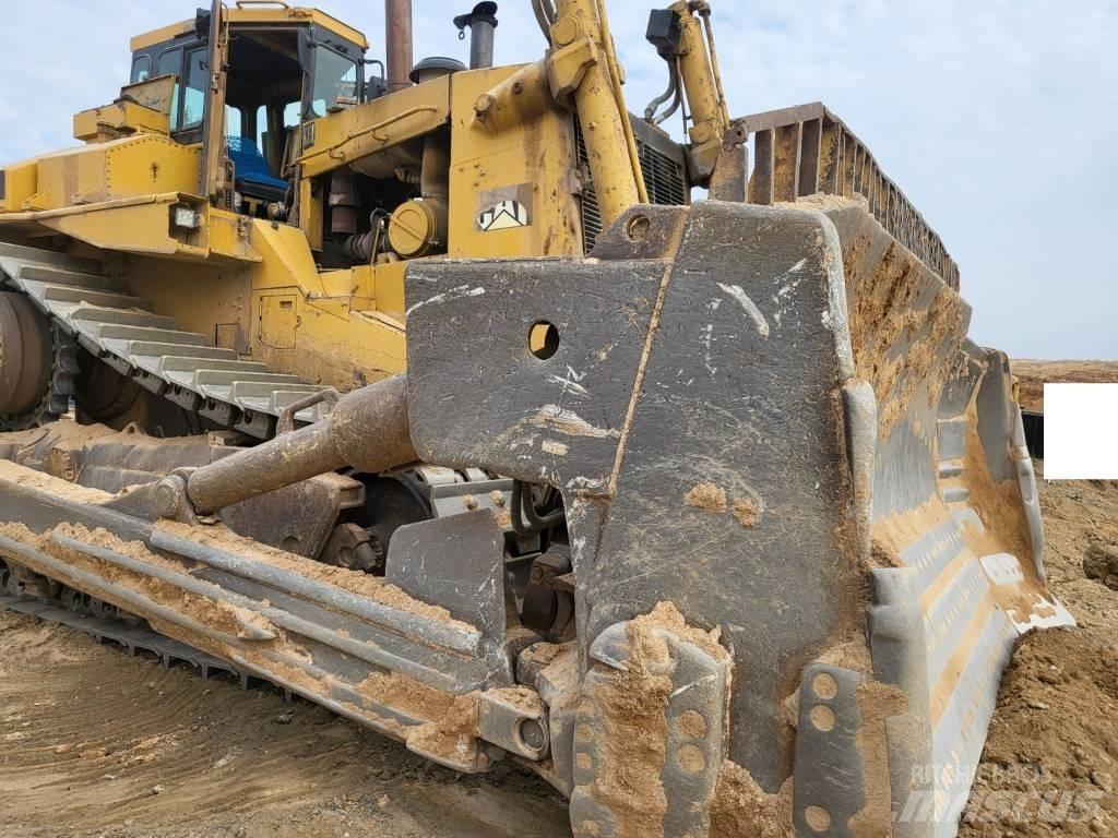 CAT D11N Vikšriniai buldozeriai