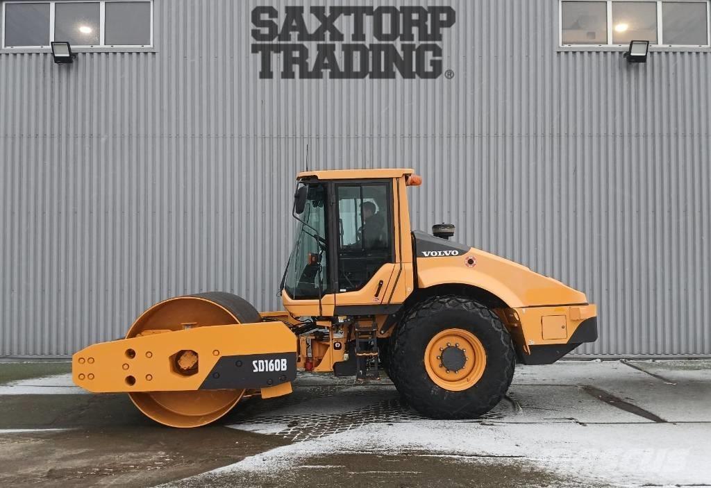 Volvo SD160 B, Vält Pneumo volai