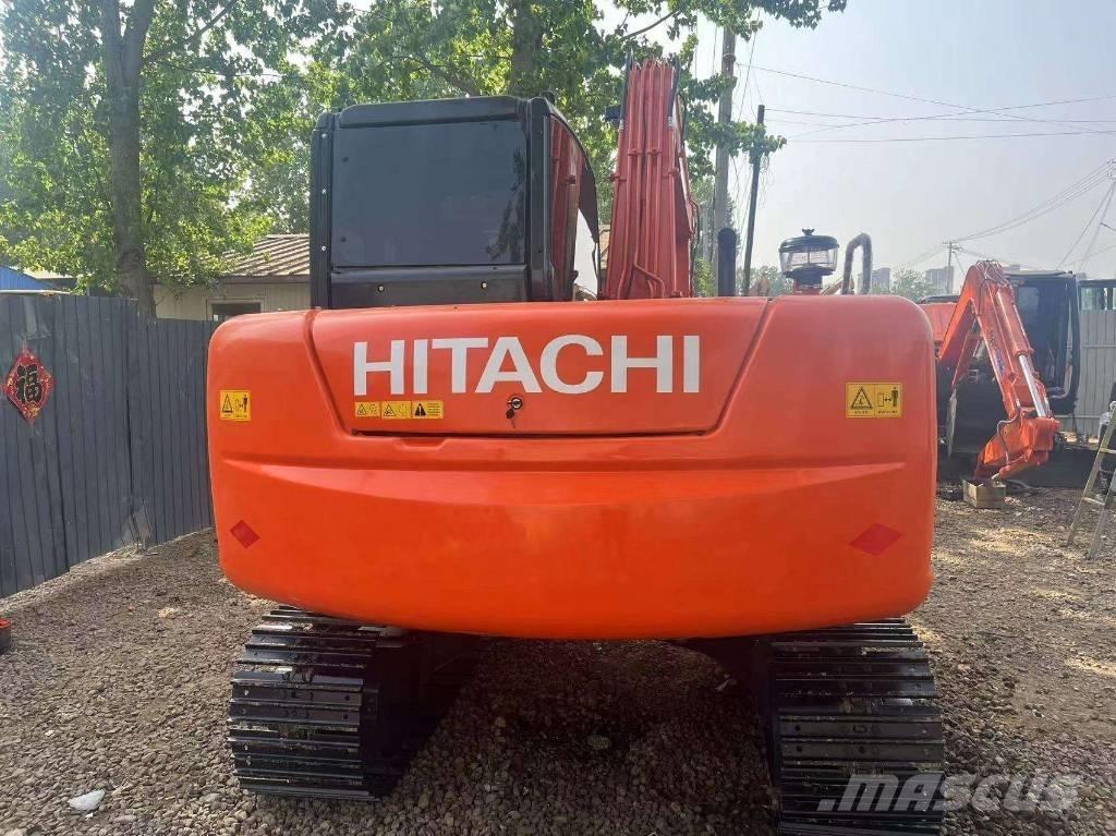 Hitachi ZX 70 Vidutinės galios ekskavatoriai 7-12 t