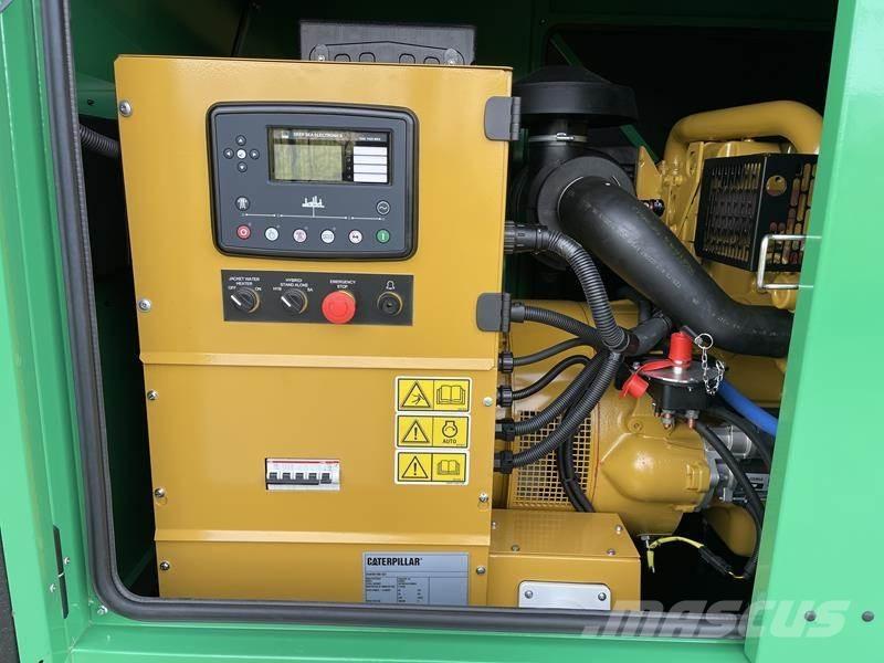 CAT DE 65 E 3 Dyzeliniai generatoriai
