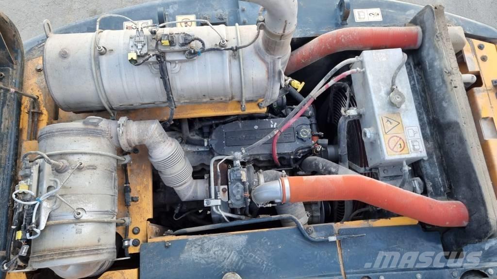Hyundai HW 140 Ratiniai ekskavatoriai