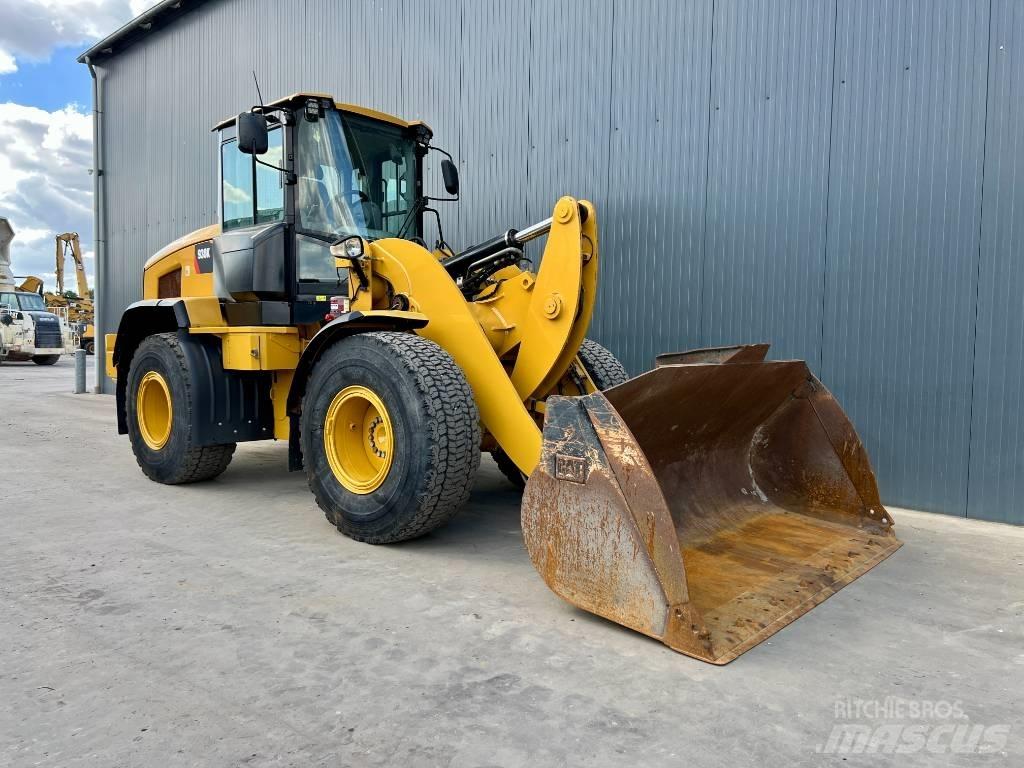 CAT 930K Naudoti ratiniai krautuvai