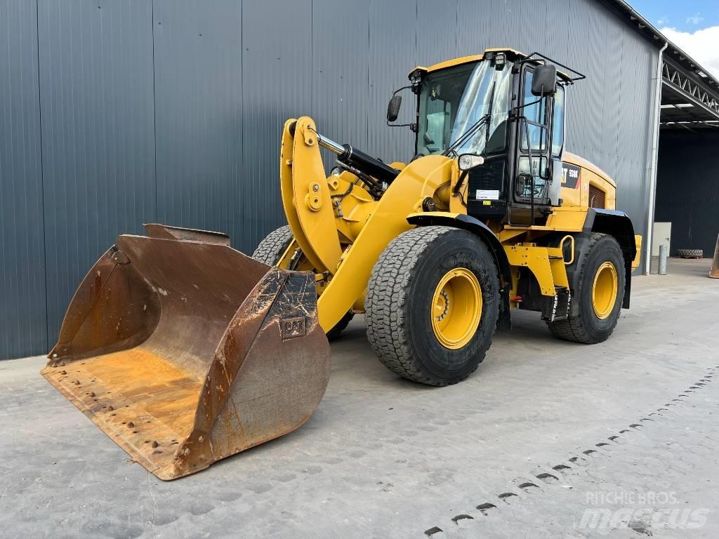 CAT 930K Naudoti ratiniai krautuvai