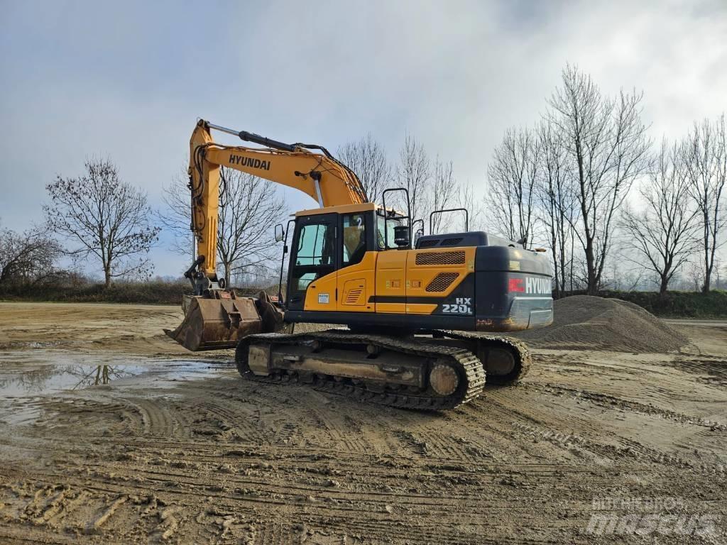 Hyundai HX 220 L Vikšriniai ekskavatoriai