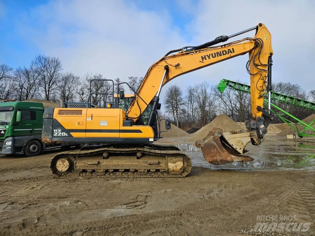 Hyundai HX 220 L Vikšriniai ekskavatoriai