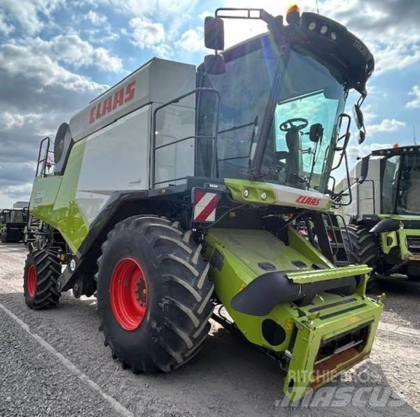 CLAAS TRION 530 Derliaus nuėmimo kombainai