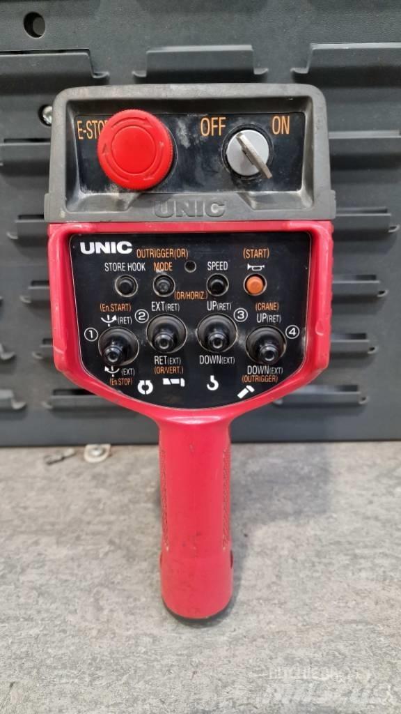 Unic URW-506 CDMER Mini kranai