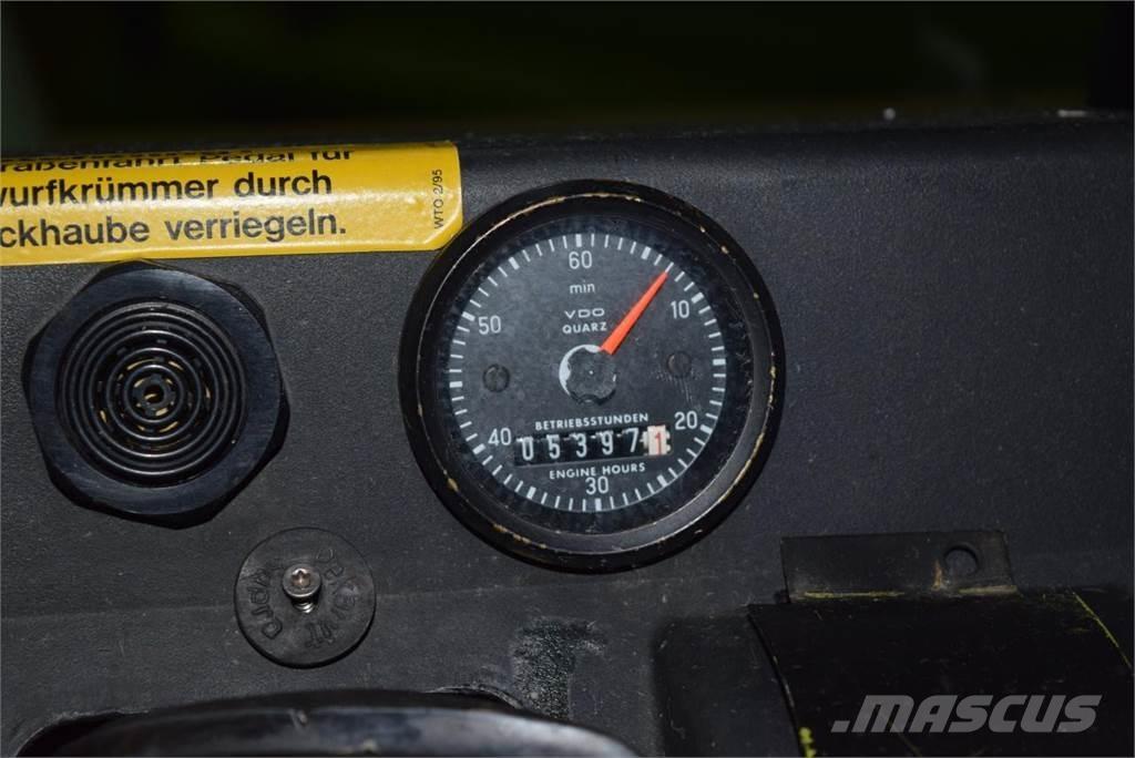 CLAAS Jaguar 820 Pašarų ruošimo technika