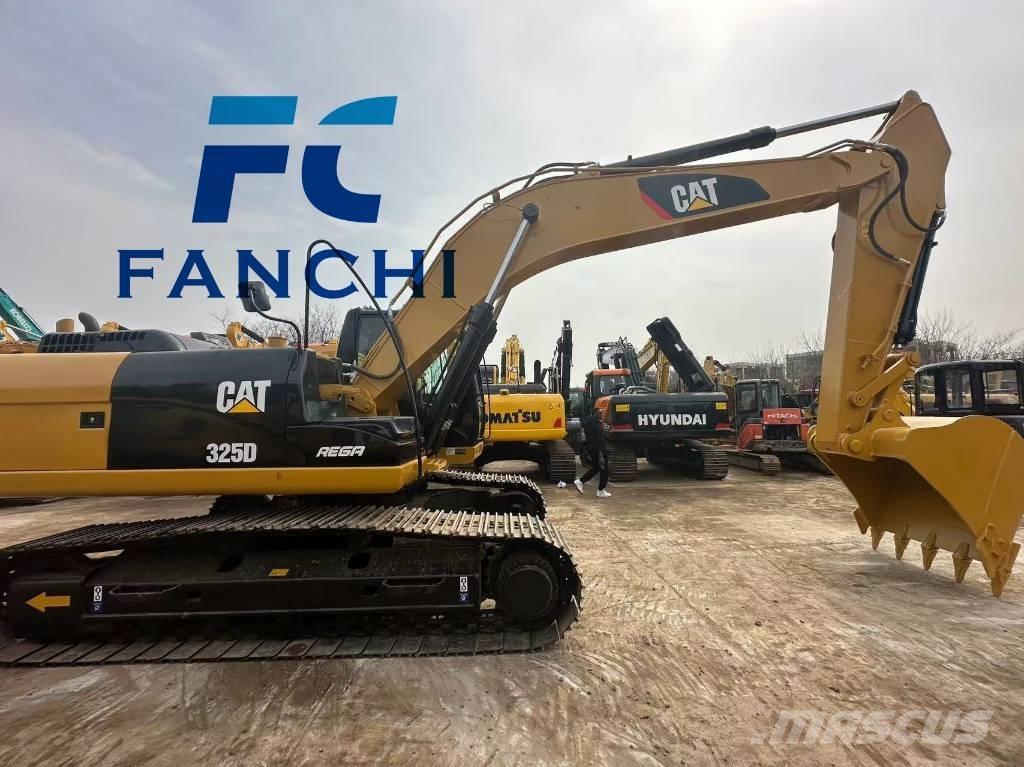 CAT 325 D Vikšriniai ekskavatoriai