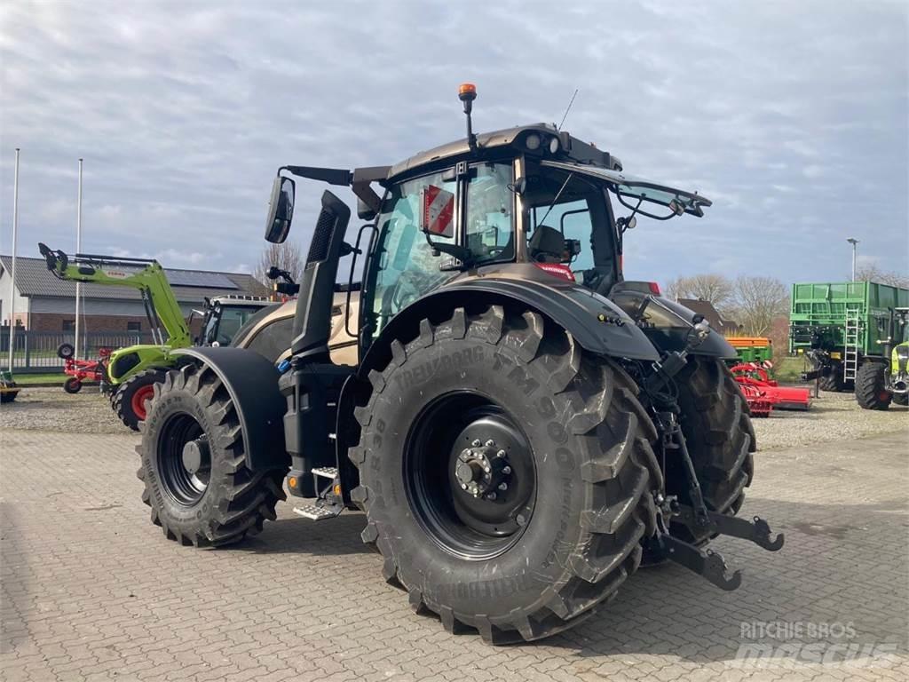 Valtra Q245 Traktoriai