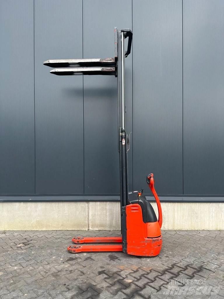 Linde L12 Rankiniai vėžimėliai