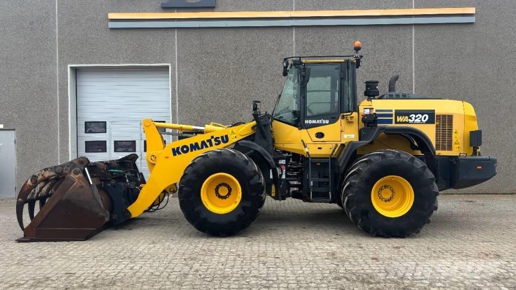 Komatsu WA 320-8 Naudoti ratiniai krautuvai