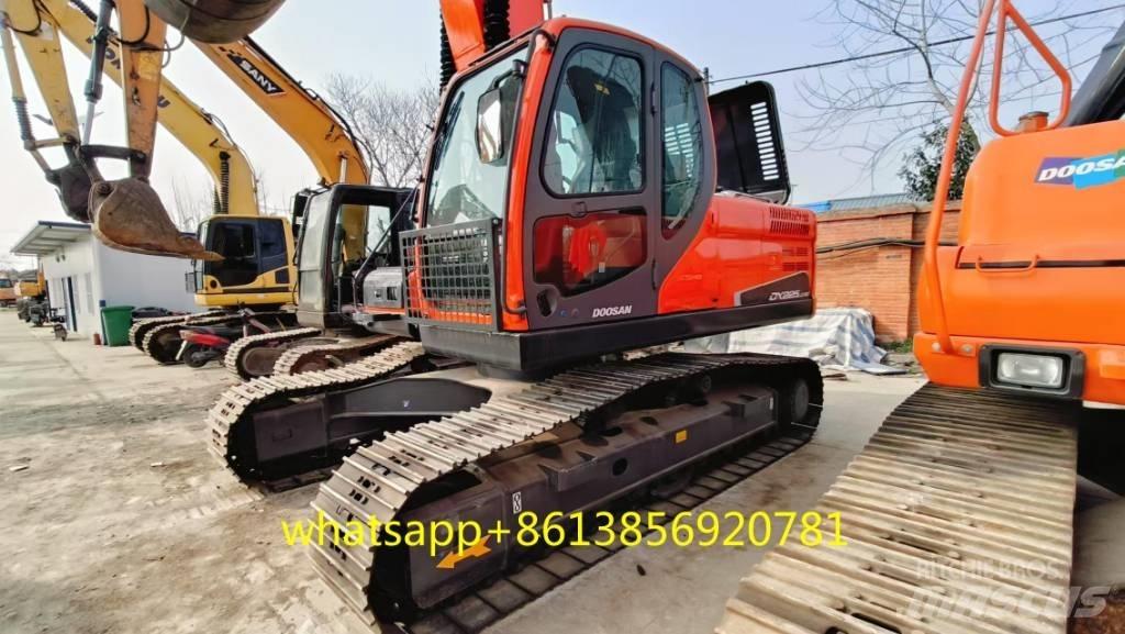 Doosan DX 225 Vikšriniai ekskavatoriai