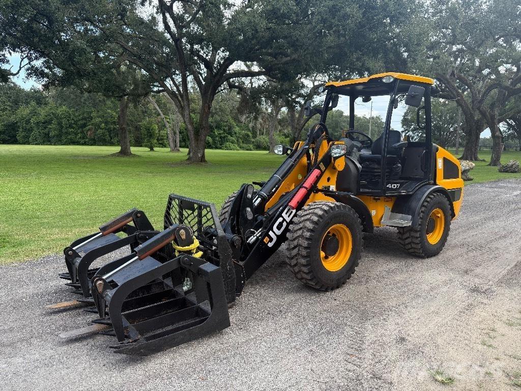 JCB 407 Naudoti ratiniai krautuvai
