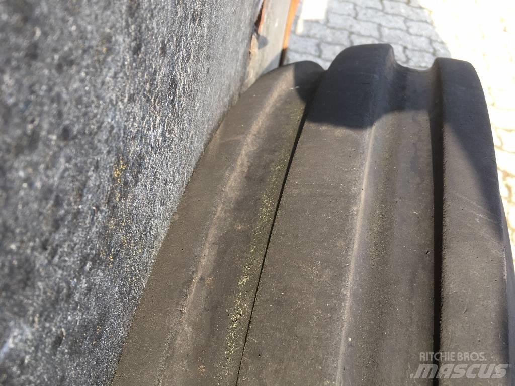 BKT 7.50 R 16 + velg Padangos, ratai ir ratlankiai