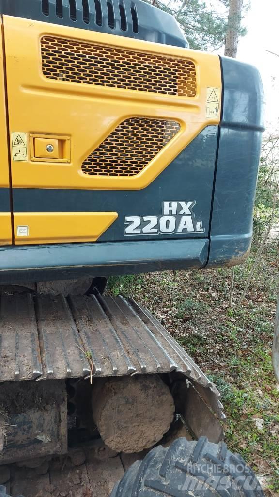 Hyundai HX220AL Vikšriniai ekskavatoriai