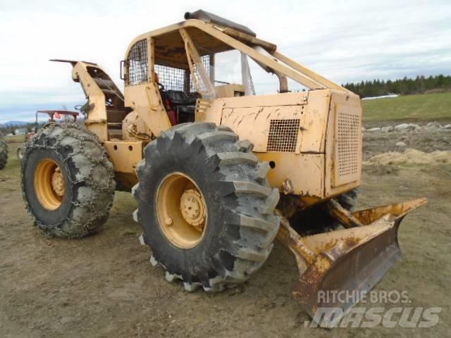 Clark 664B Skiedrovežiai