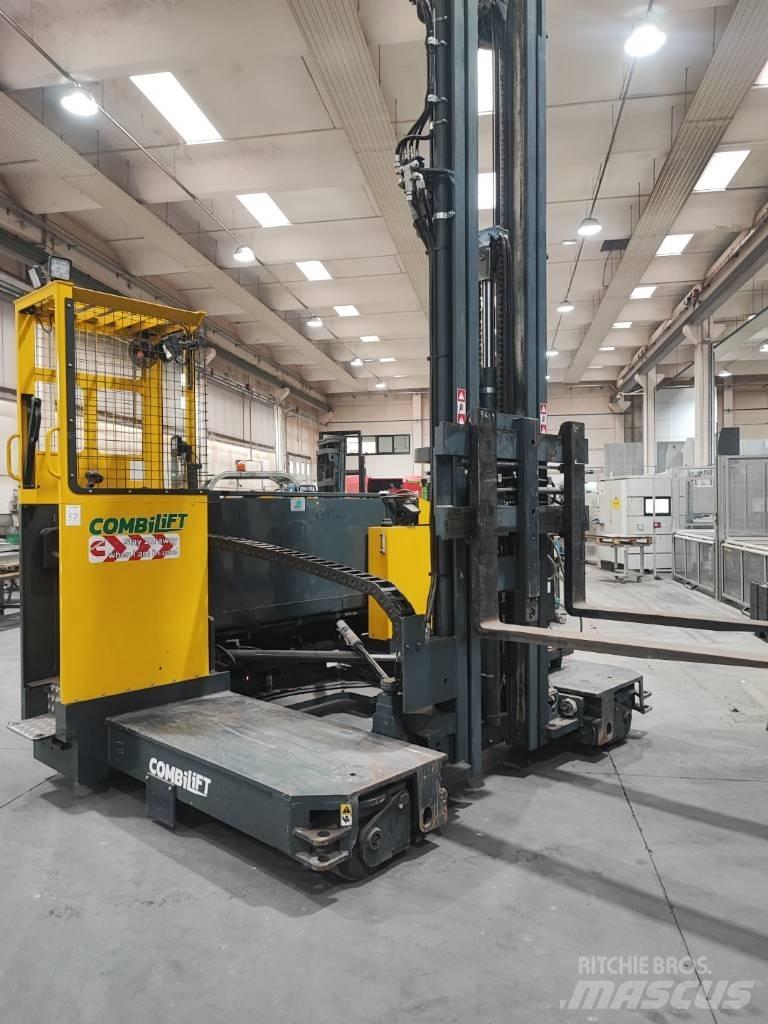 Combilift C4500GTE Šakiniai krautuvai su prailgintu keltuvu