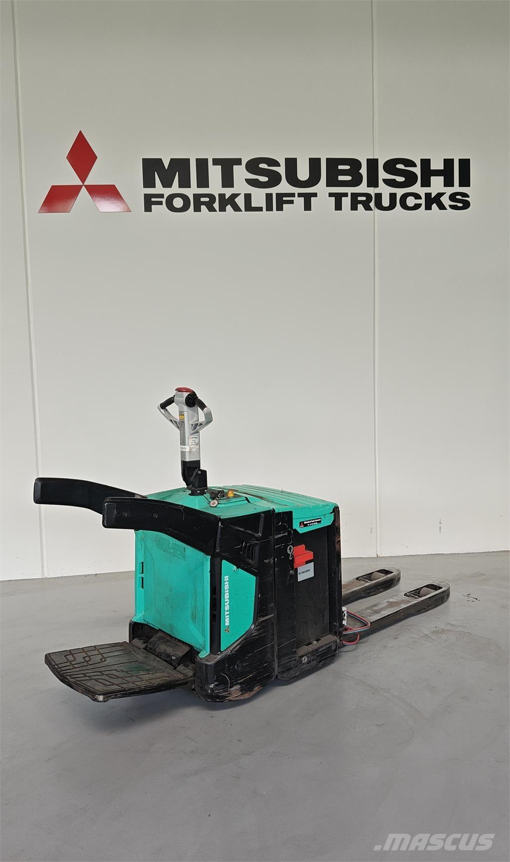 Mitsubishi PBV20N2 Keltuvai su platforma operatoriui