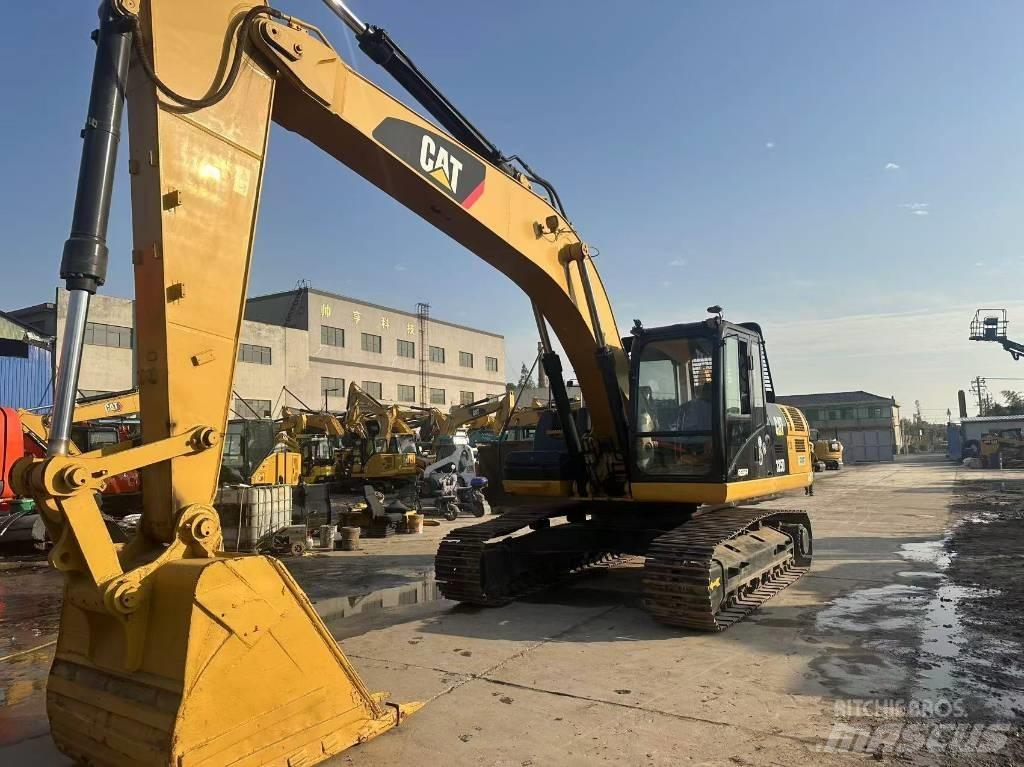 CAT 325 D L Vikšriniai ekskavatoriai