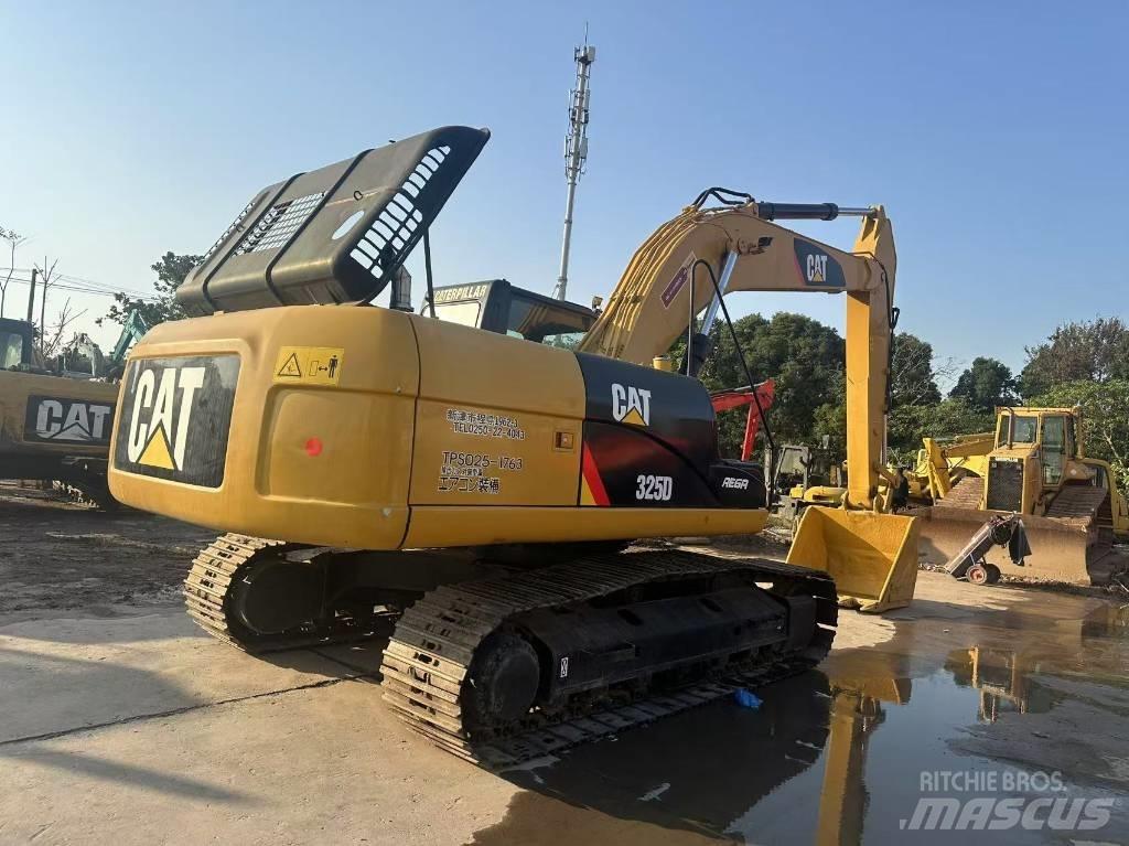 CAT 325 D L Vikšriniai ekskavatoriai