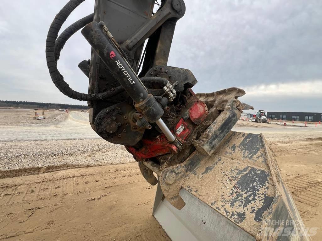 Volvo EC220EL Vikšriniai ekskavatoriai