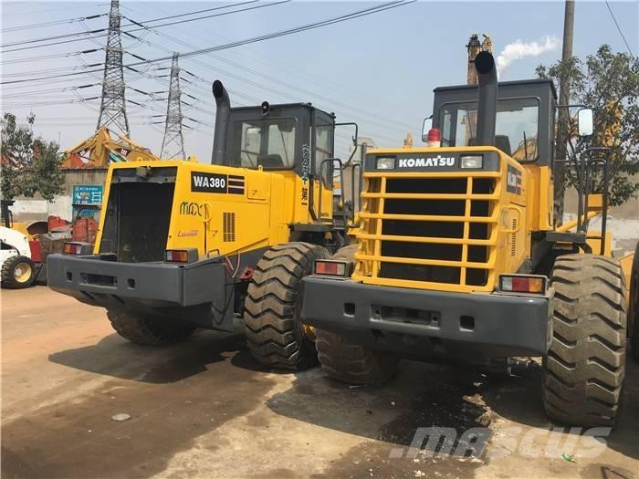 Komatsu WA 380-3 Naudoti ratiniai krautuvai