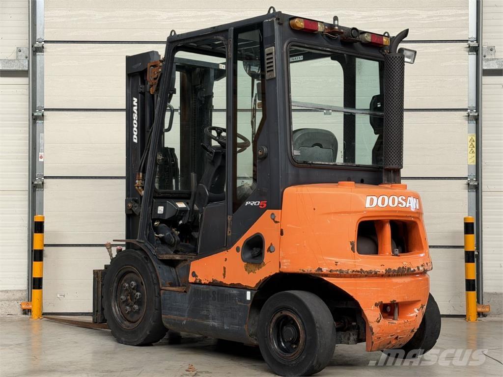 Doosan D20S-5 Dyzeliniai krautuvai