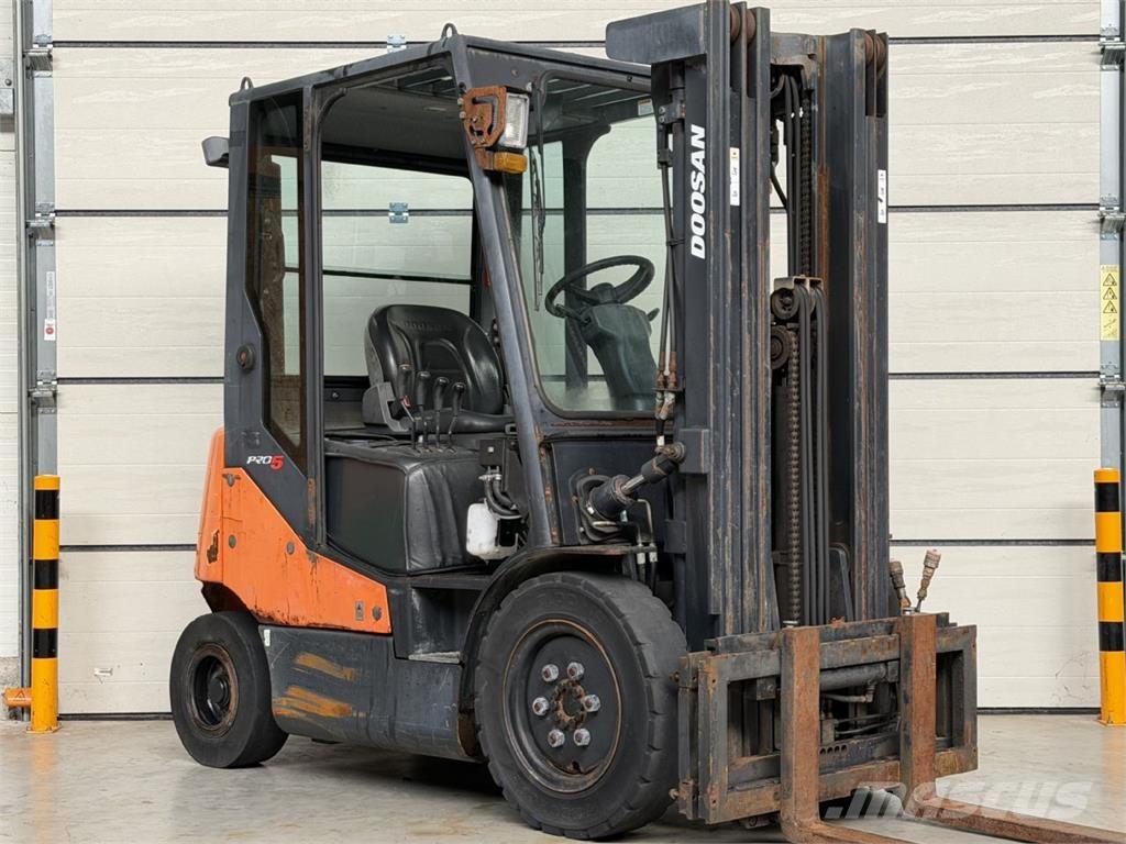 Doosan D20S-5 Dyzeliniai krautuvai