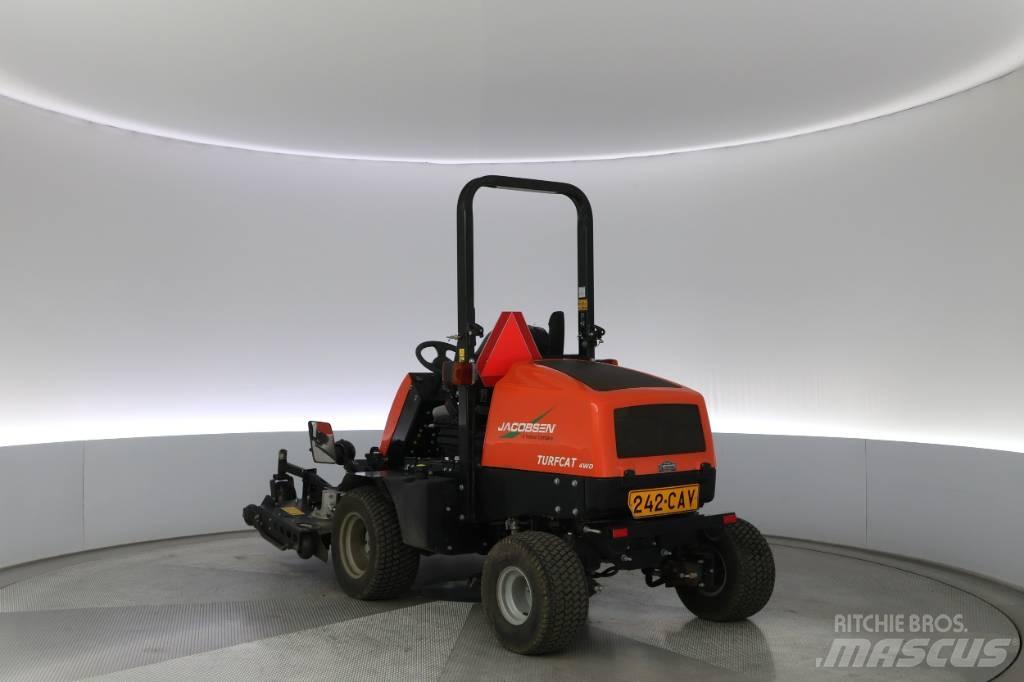Jacobsen Turfcat Sodo traktoriukai-vejapjovės