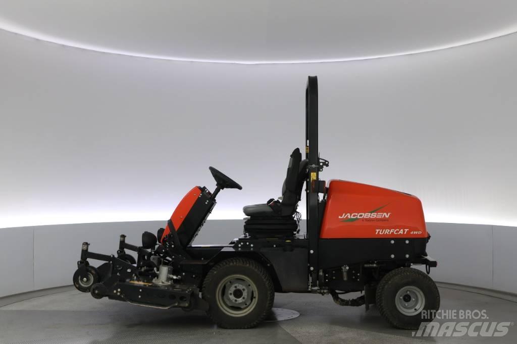 Jacobsen Turfcat Sodo traktoriukai-vejapjovės