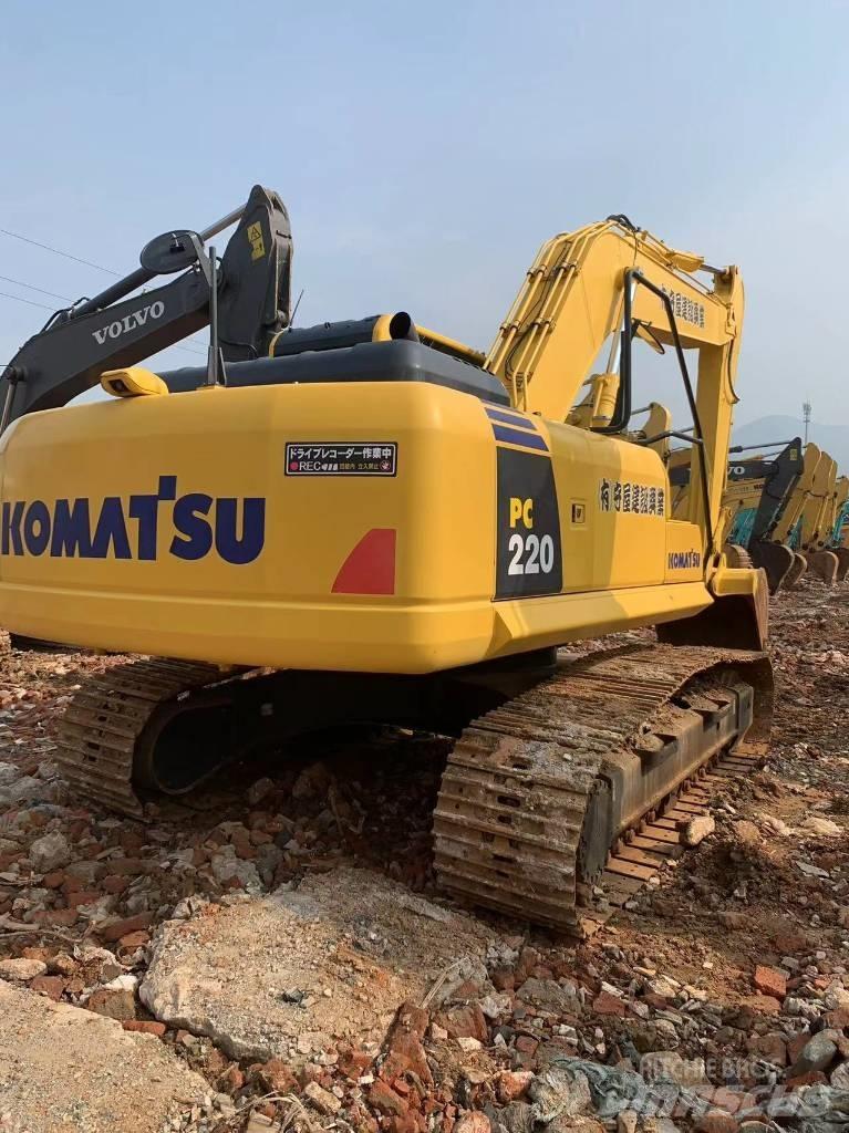 Komatsu PC 220-8 Vidutinės galios ekskavatoriai 7-12 t
