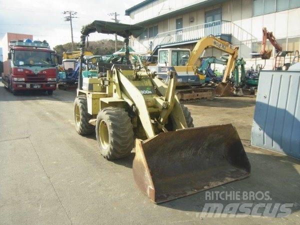 Mitsubishi WS300A Naudoti ratiniai krautuvai