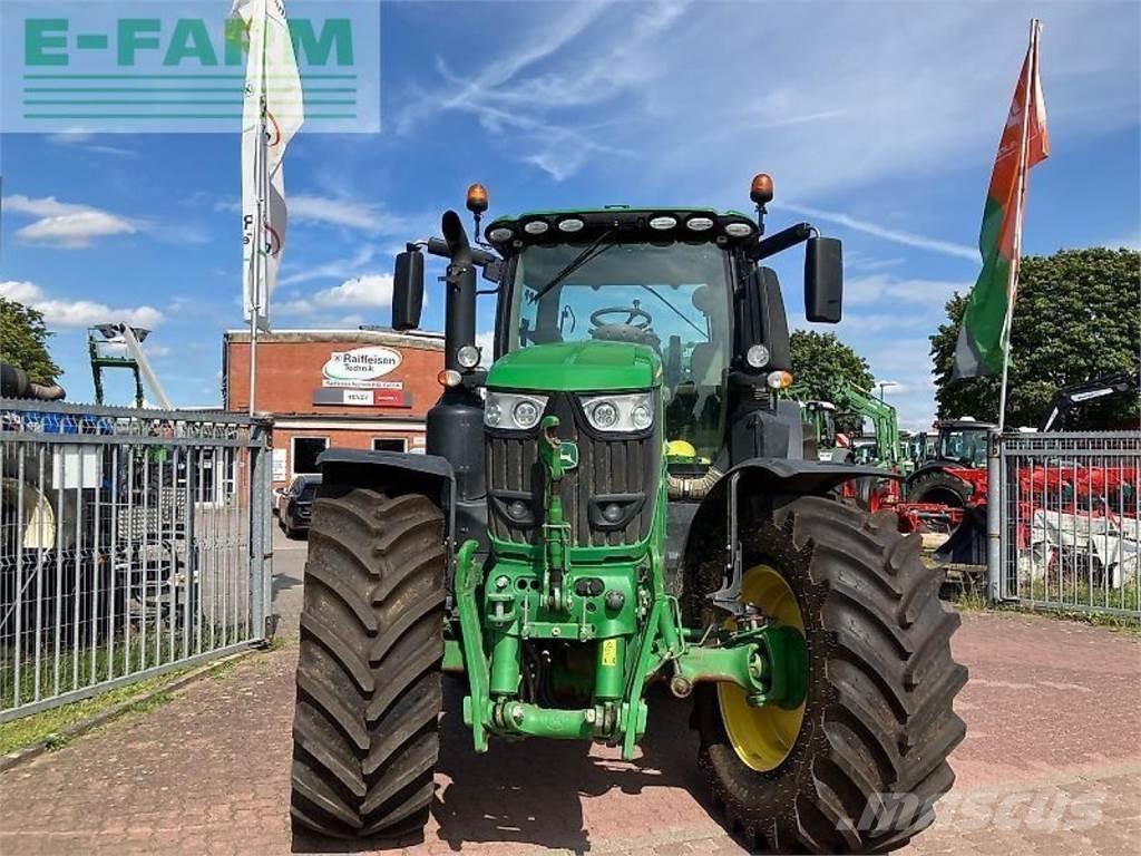 John Deere 6250 r Traktoriai