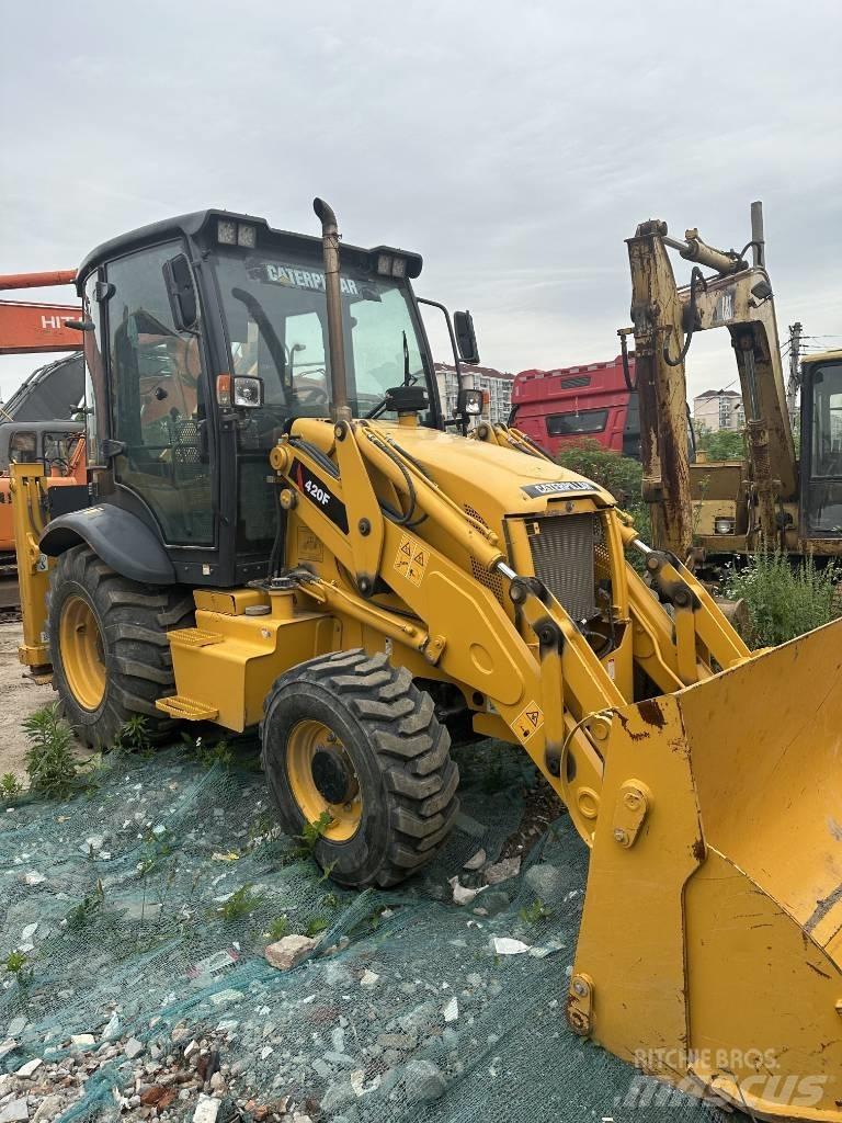 CAT 420 F Ekskavatoriniai krautuvai