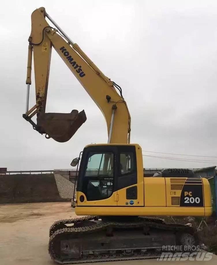Komatsu pc200-8 Vikšriniai ekskavatoriai