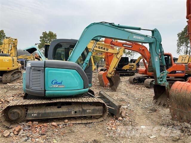 Kobelco SK70SR Vikšriniai ekskavatoriai
