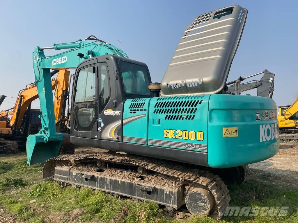 Kobelco SK 200 Vikšriniai ekskavatoriai