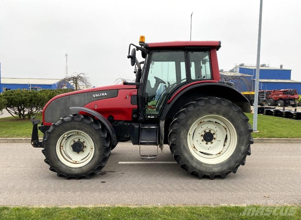 Valtra T 131 Traktoriai