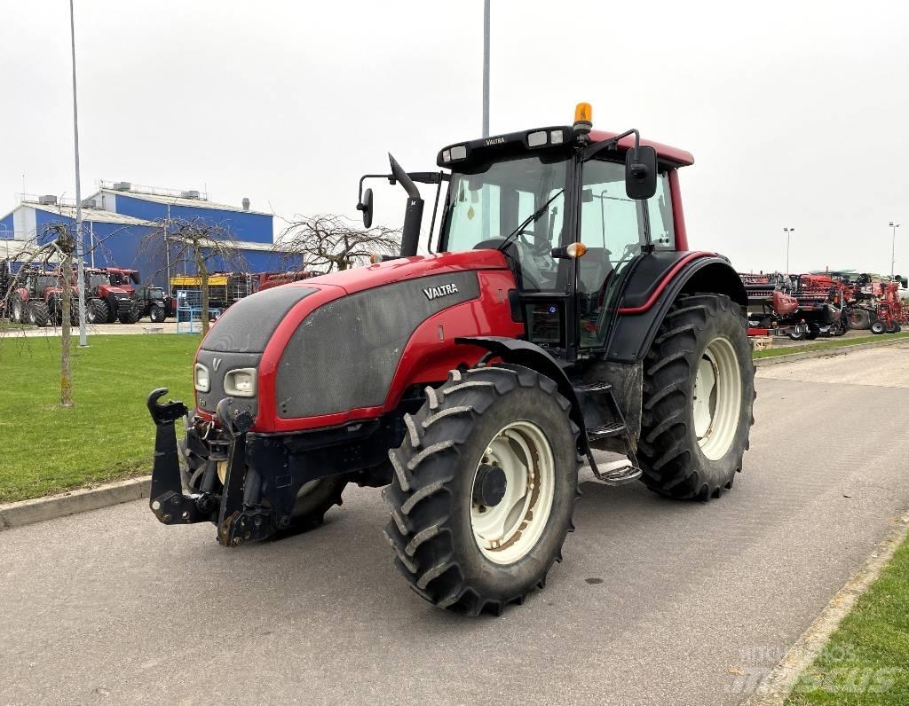 Valtra T 131 Traktoriai