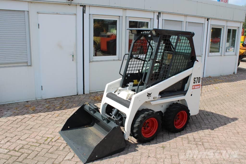 Bobcat S 70 Krautuvai su šoniniu pasukimu