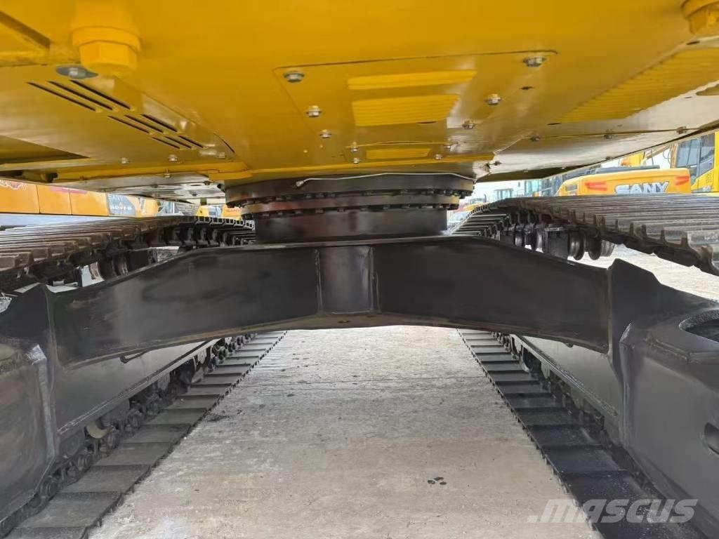 Komatsu 160-7 Vikšriniai ekskavatoriai