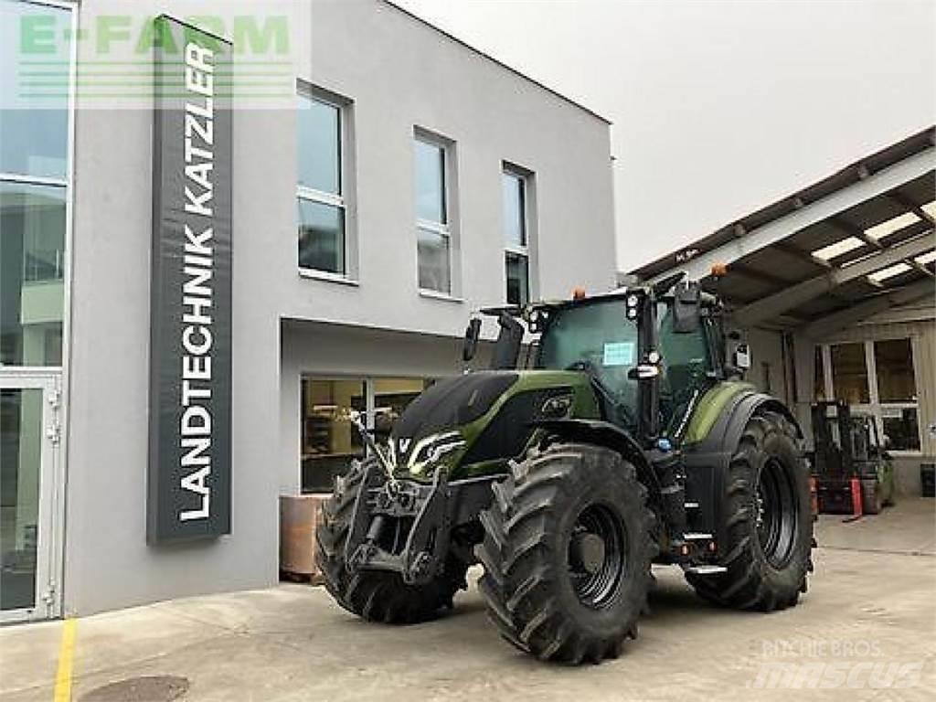 Valtra q305 Traktoriai