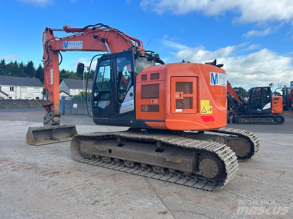 Hitachi ZX225 USLC-6 Vikšriniai ekskavatoriai