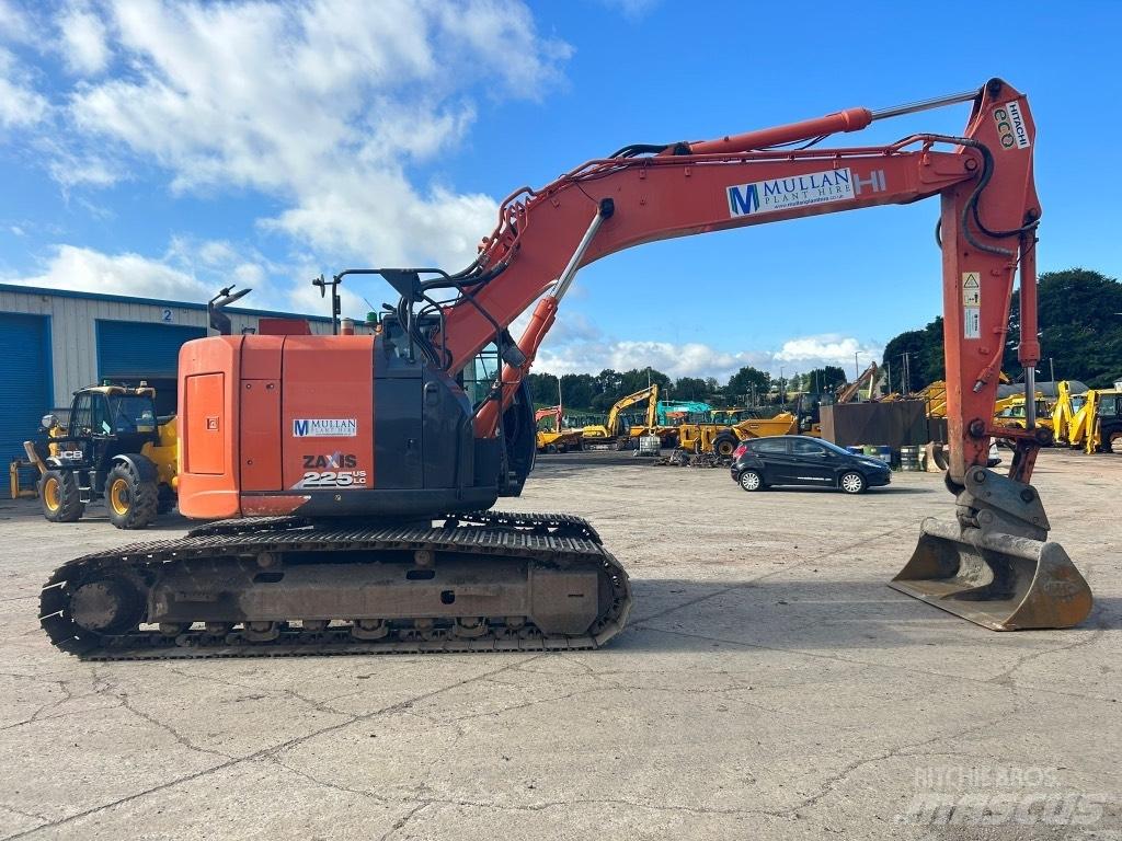 Hitachi ZX225 USLC-6 Vikšriniai ekskavatoriai