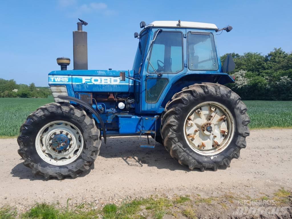 Ford TW 15 Traktoriai