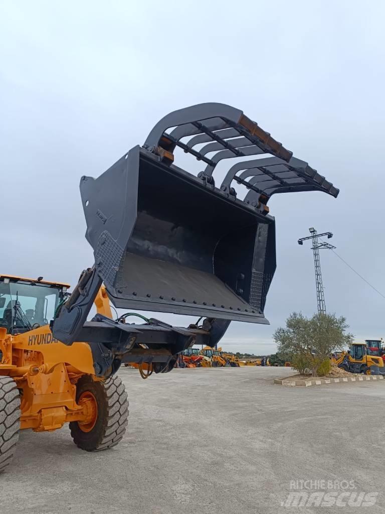 Hyundai HL 955 XT Naudoti ratiniai krautuvai