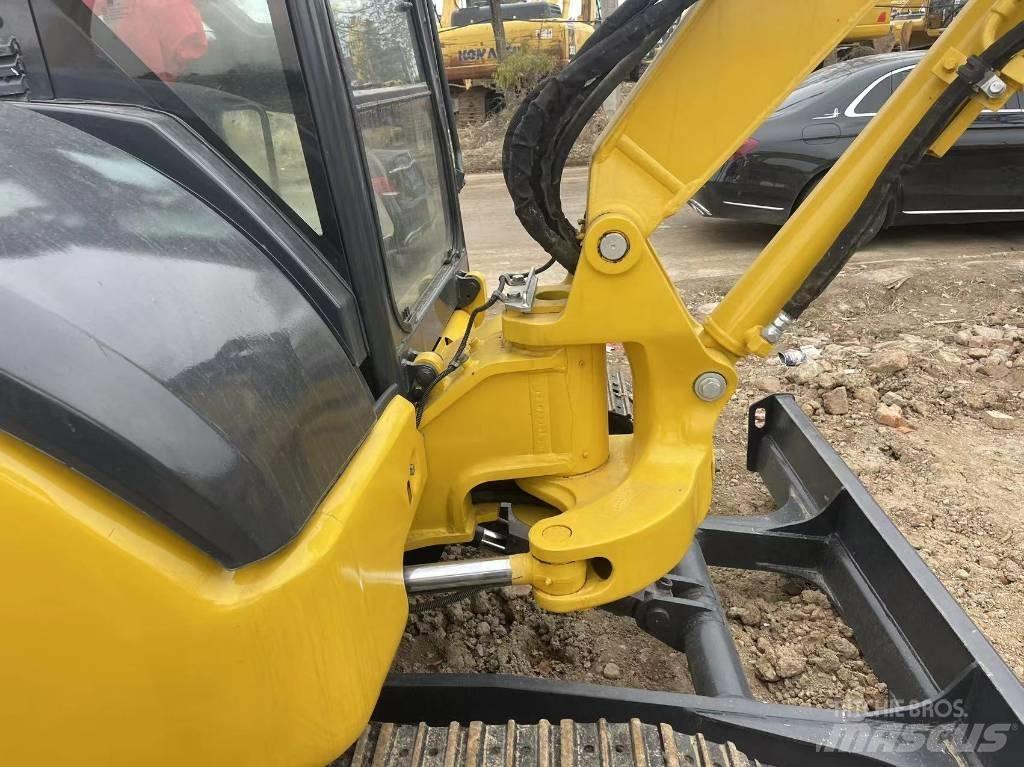 Komatsu PC 40MR Mini ekskavatoriai < 7 t